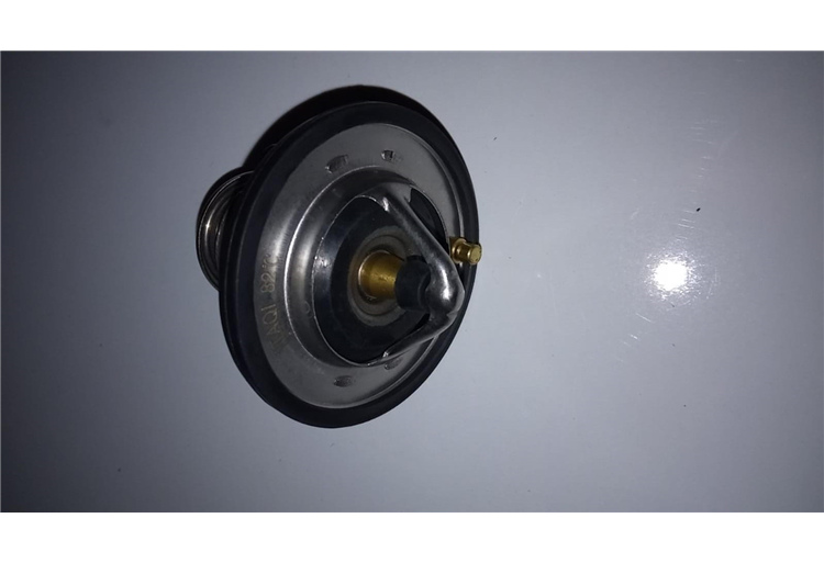 Nıssan Termostat Primera 1,8-2,0 97-01/Terrano 90-02/D22 Td27 90-02/ Vanetta C23 90-02/Pathfınder 90-02 (82 Derece)